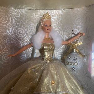Mattel 2000 Celebration Barbie Hallmark #28269 NIB